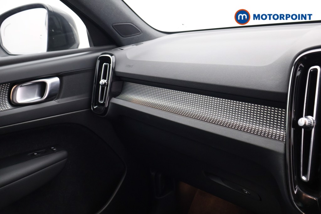 Volvo Xc40 R Design Pro Automatic Petrol SUV - Stock Number (1645295) - 9th supplementary image