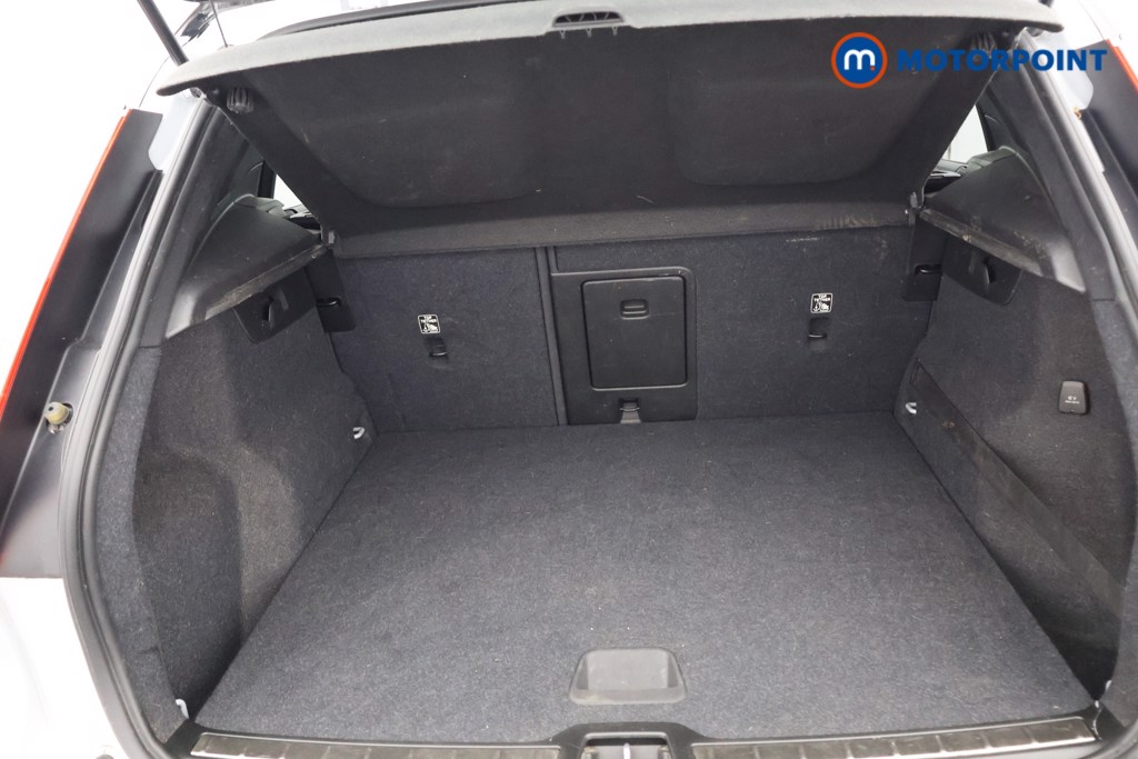 Volvo Xc40 R Design Pro Automatic Petrol SUV - Stock Number (1645295) - 19th supplementary image