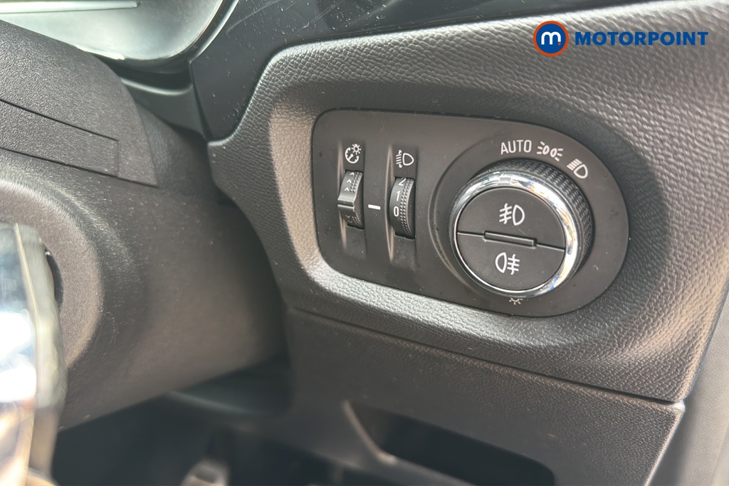 Vauxhall Corsa GS Manual Petrol Hatchback - Stock Number (1645364) - 11th supplementary image