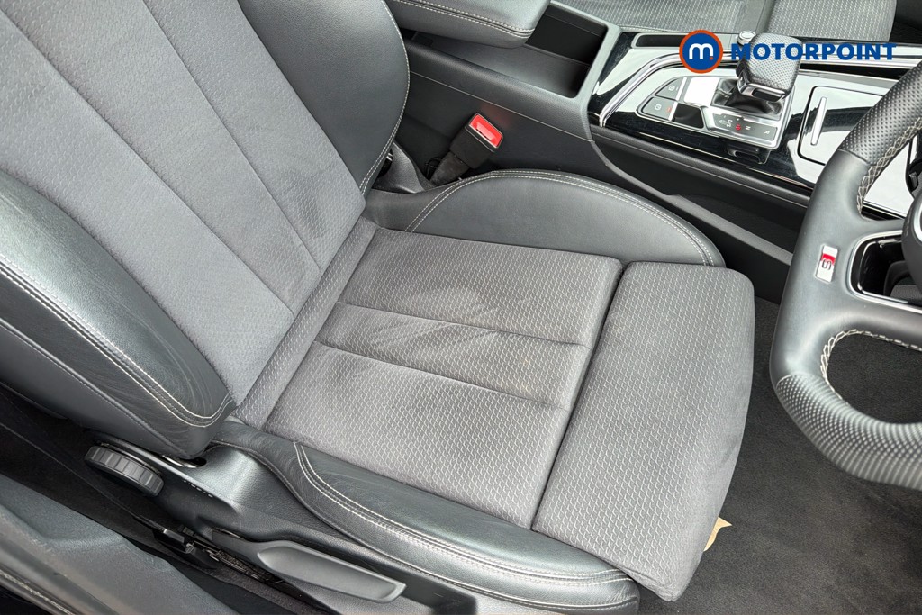 Audi A4 Black Edition Automatic Petrol Estate - Stock Number (1645592) - 24th supplementary image