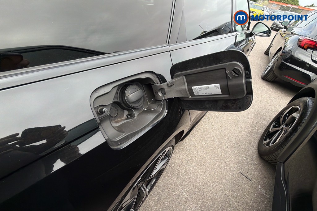 Audi A4 Black Edition Automatic Petrol Estate - Stock Number (1645592) - 41st supplementary image