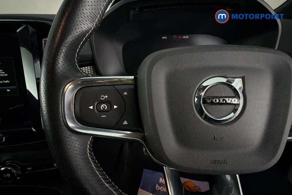 Volvo Xc40 R Design Manual Petrol SUV - Stock Number (1645607) - 3rd supplementary image