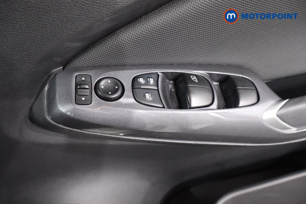 Nissan Juke Acenta Automatic Petrol SUV - Stock Number (1645707) - 8th supplementary image
