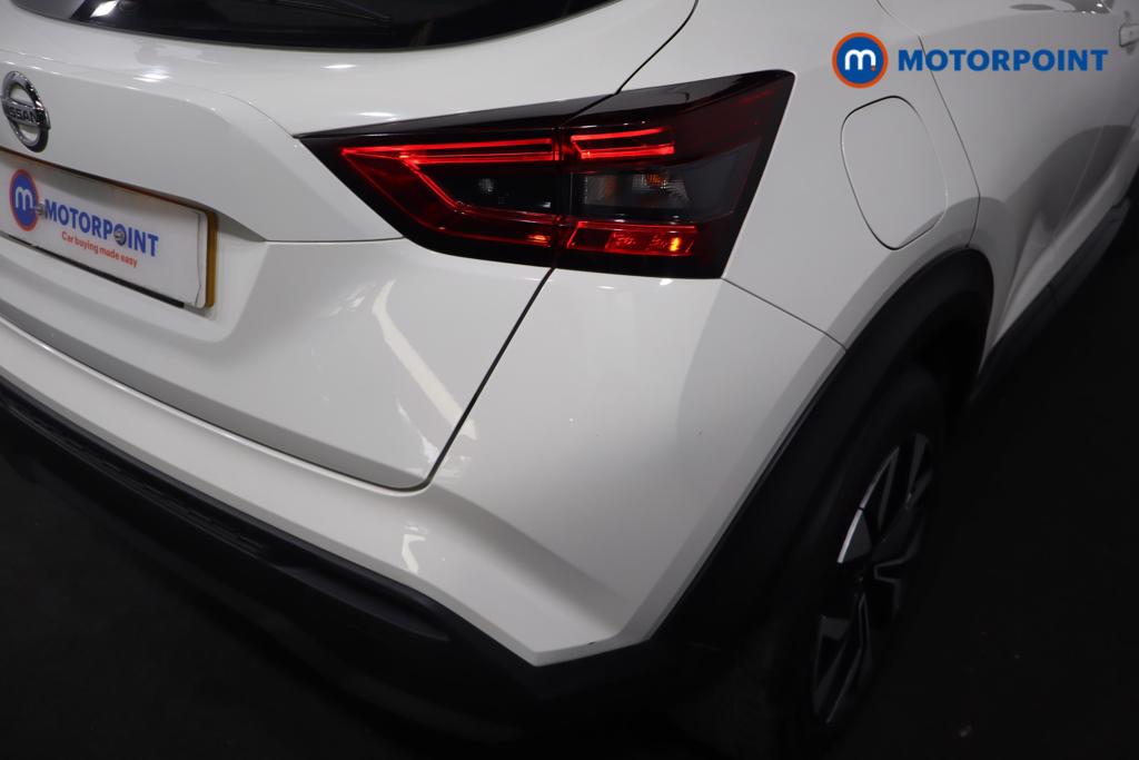 Nissan Juke Acenta Automatic Petrol SUV - Stock Number (1645707) - 14th supplementary image