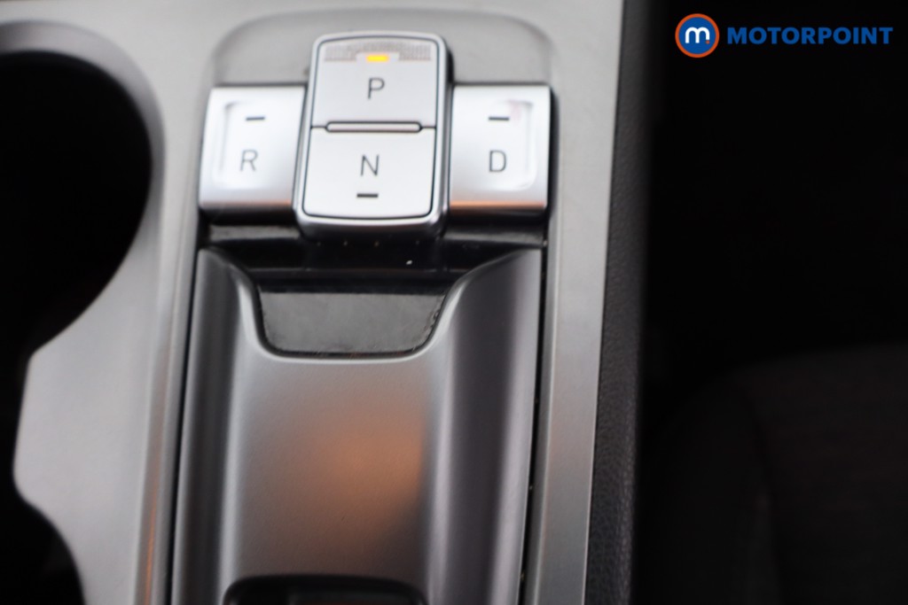 Hyundai Kona Se Connect Automatic Electric SUV - Stock Number (1645934) - 18th supplementary image