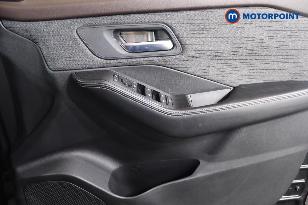 Nissan X-Trail N-Connecta Automatic Petrol-Electric Hybrid SUV - Stock Number (1645942) - 9th supplementary image