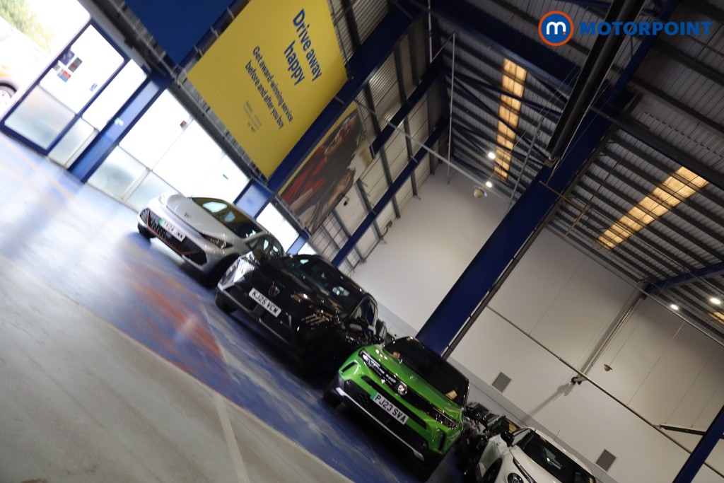 Mini Countryman Cooper Classic Manual Petrol SUV - Stock Number (1646540) - 1st supplementary image
