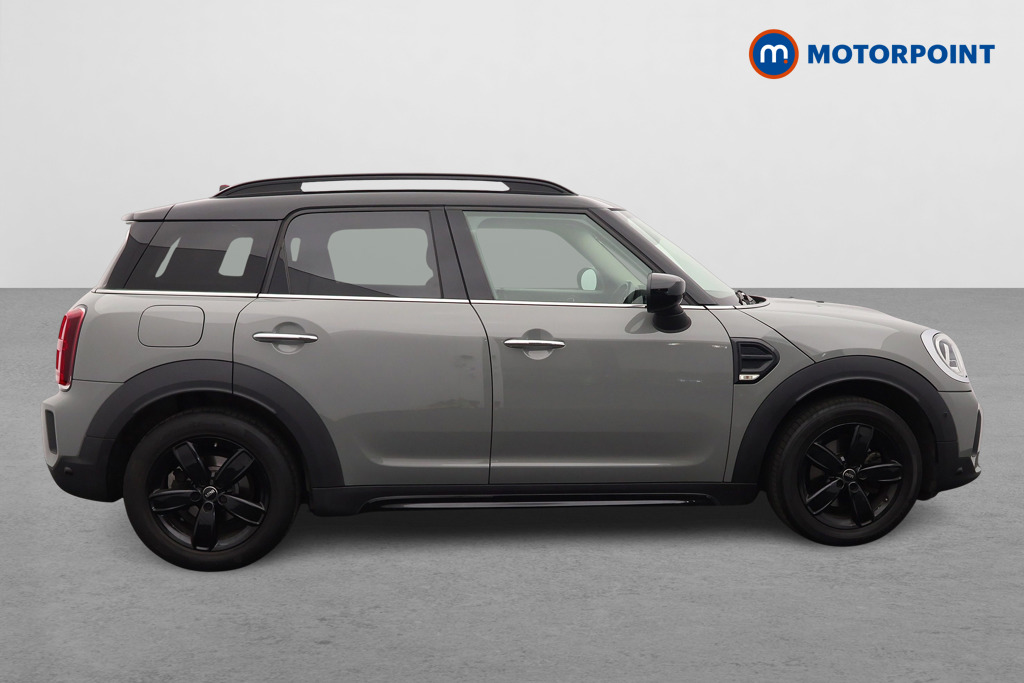 Mini Countryman Cooper Classic Manual Petrol SUV - Stock Number (1646540) - Drivers side
