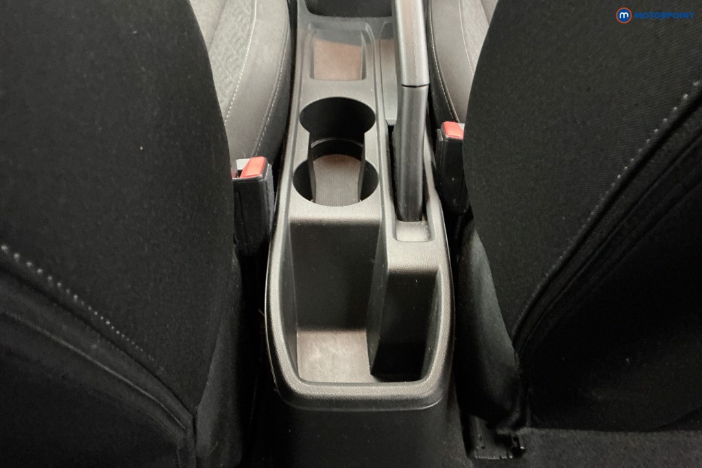 Renault Clio Iconic Manual Petrol Hatchback - Stock Number (1646600) - 10th supplementary image
