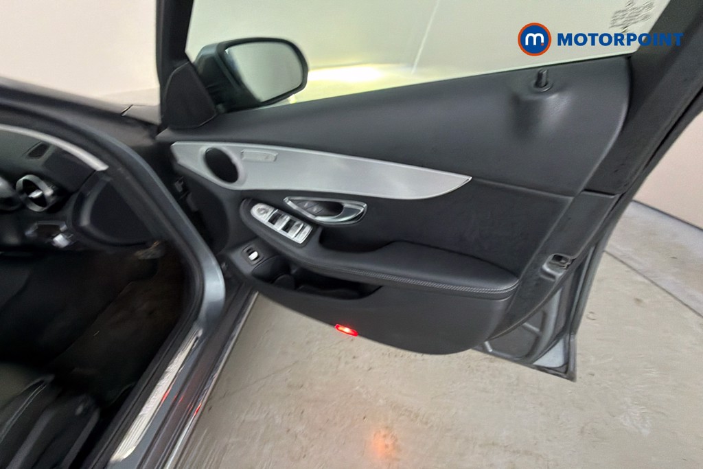 Mercedes-Benz C Class Sport Automatic Petrol Saloon - Stock Number (1646694) - 19th supplementary image