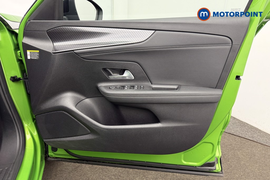 Vauxhall Mokka Ultimate Automatic Electric SUV - Stock Number (1646713) - 2nd supplementary image
