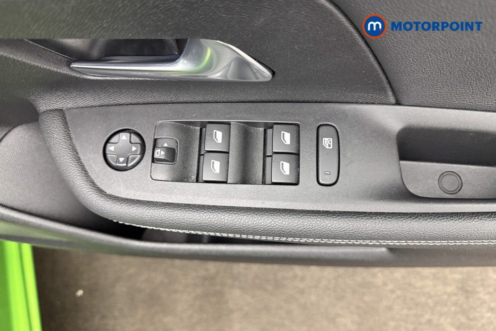Vauxhall Mokka Ultimate Automatic Electric SUV - Stock Number (1646713) - 3rd supplementary image