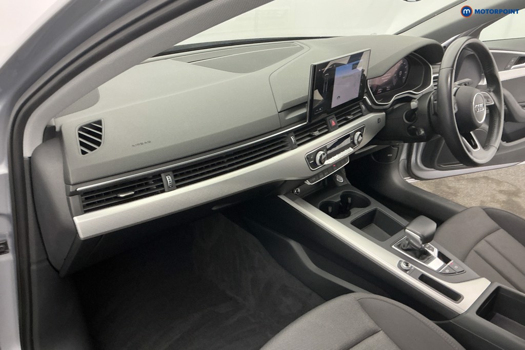 Audi A4 Technik Automatic Diesel Saloon - Stock Number (1646911) - 9th supplementary image