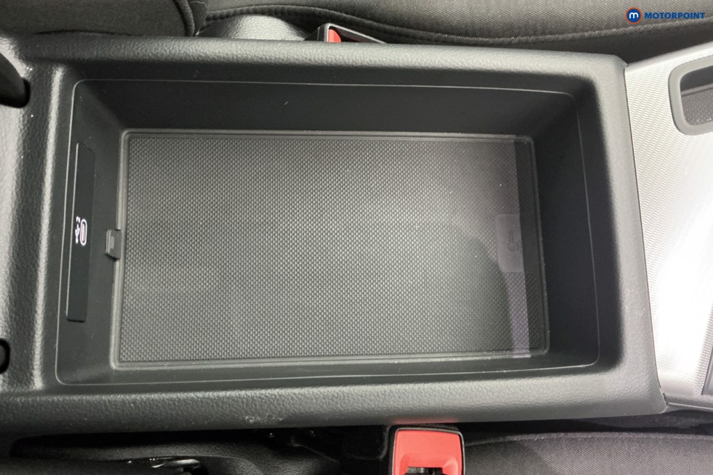 Audi A4 Technik Automatic Diesel Saloon - Stock Number (1646911) - 14th supplementary image