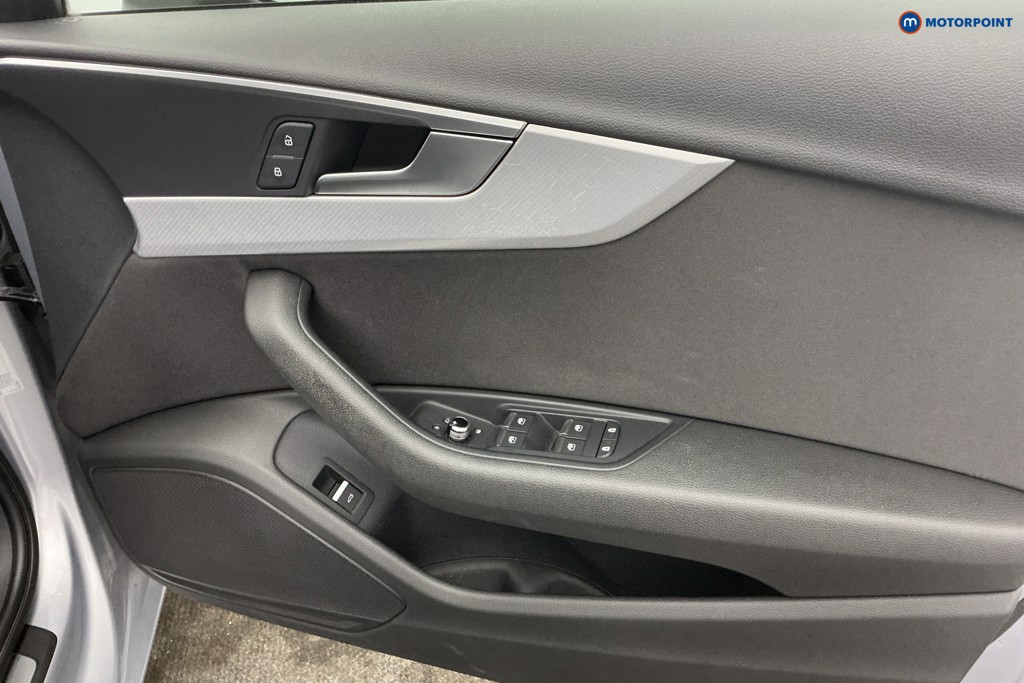 Audi A4 Technik Automatic Diesel Saloon - Stock Number (1646911) - 25th supplementary image