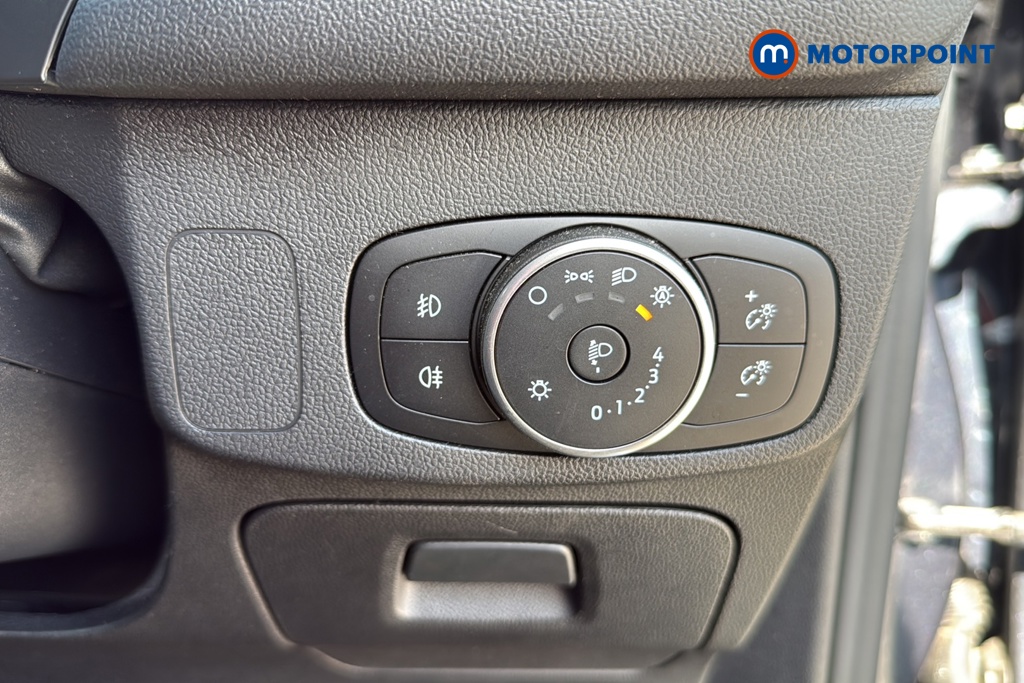 Ford Focus Active Automatic Diesel Hatchback - Stock Number (1647088) - 11th supplementary image