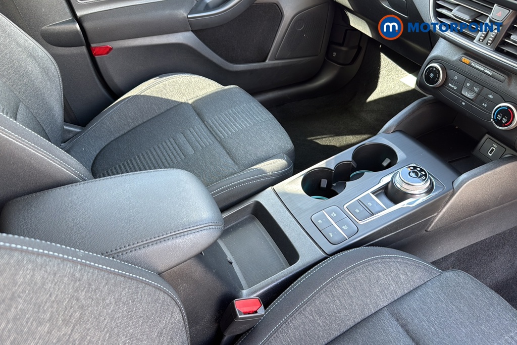 Ford Focus Active Automatic Diesel Hatchback - Stock Number (1647088) - 15th supplementary image