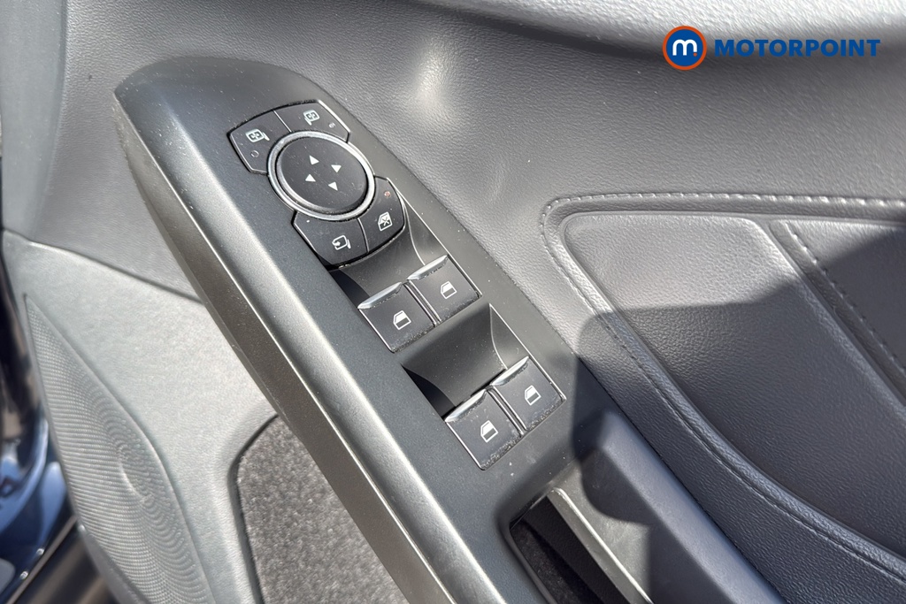 Ford Focus Active Automatic Diesel Hatchback - Stock Number (1647088) - 19th supplementary image