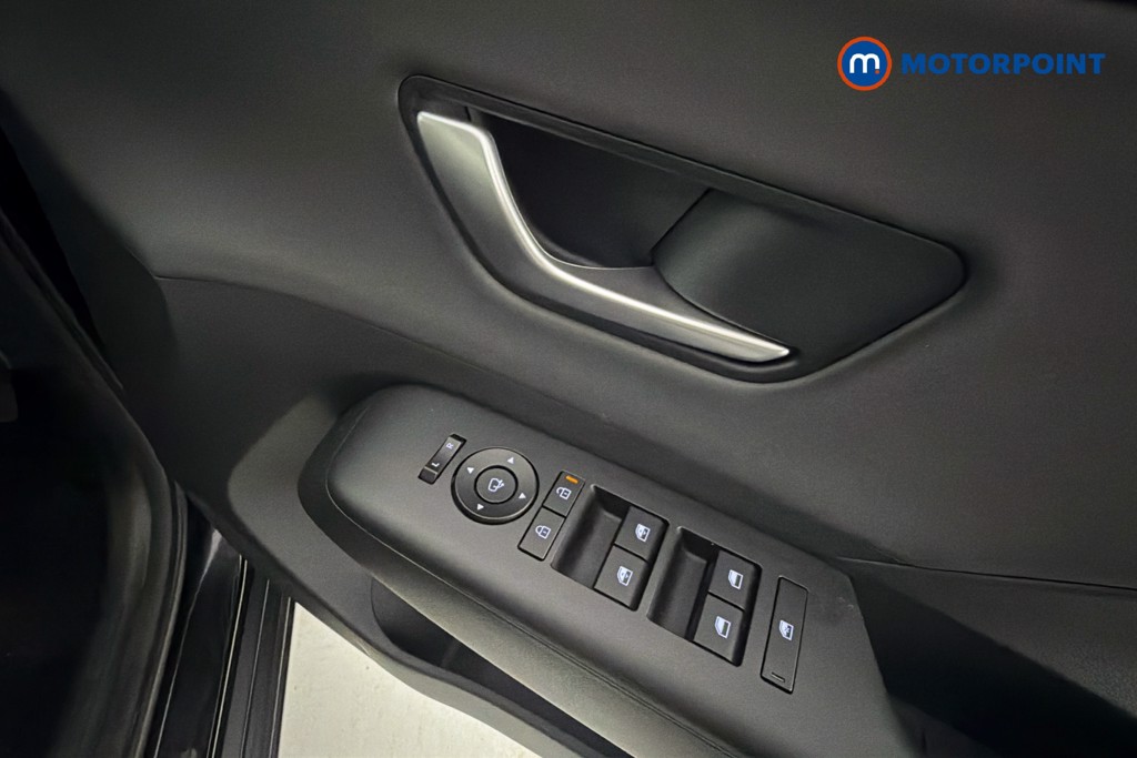 Hyundai Kona Ultimate Automatic Petrol SUV - Stock Number (1647498) - 19th supplementary image