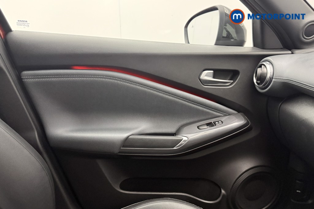 Nissan Juke Tekna Automatic Petrol SUV - Stock Number (1647715) - 13th supplementary image