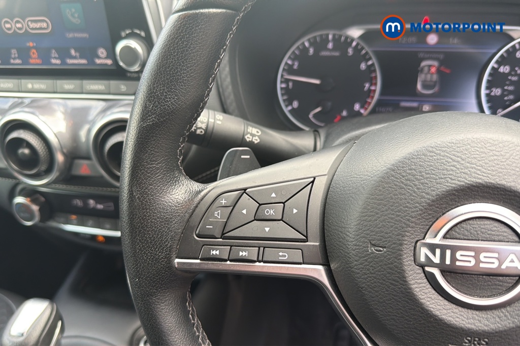 Nissan Juke N-Connecta Automatic Petrol SUV - Stock Number (1647924) - 4th supplementary image
