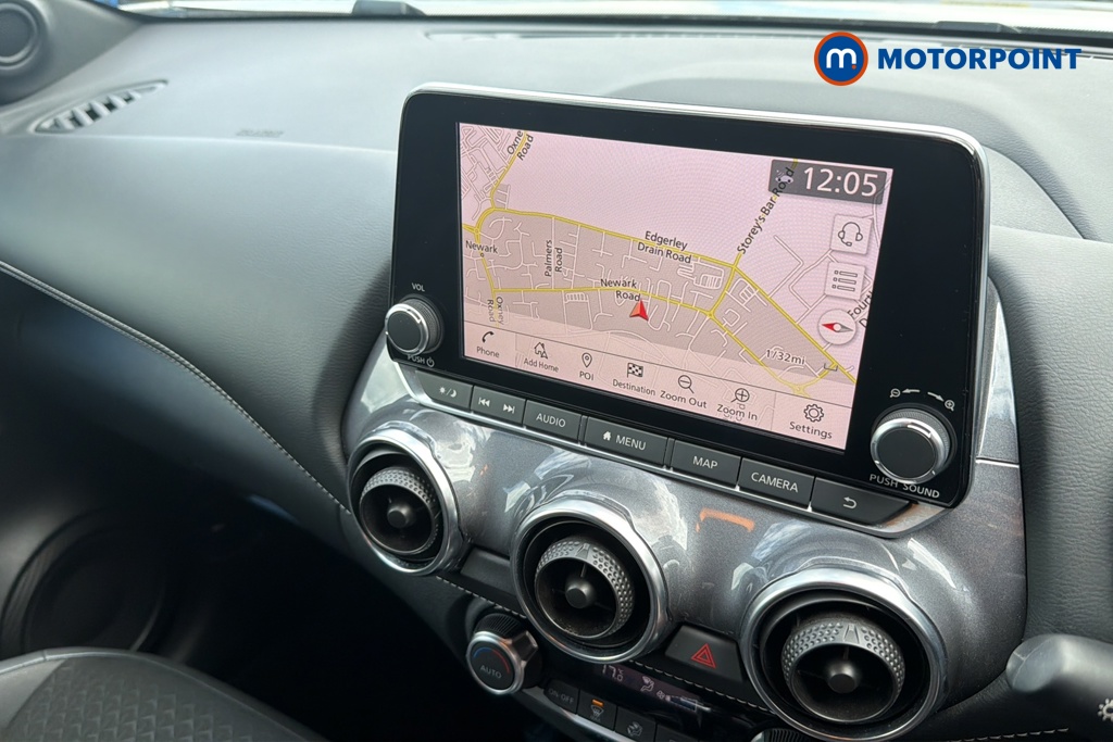 Nissan Juke N-Connecta Automatic Petrol SUV - Stock Number (1647924) - 9th supplementary image