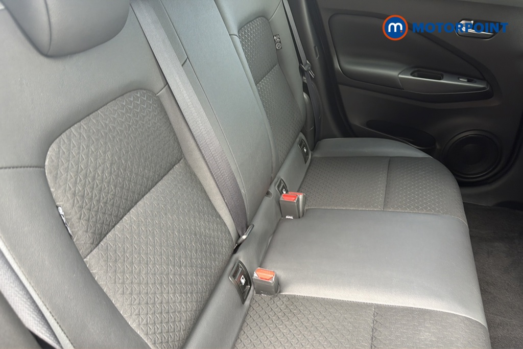 Nissan Juke N-Connecta Automatic Petrol SUV - Stock Number (1647924) - 25th supplementary image