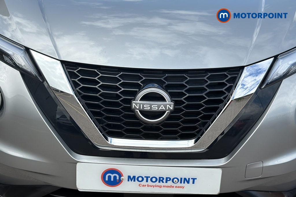 Nissan Juke N-Connecta Automatic Petrol SUV - Stock Number (1647924) - 43rd supplementary image