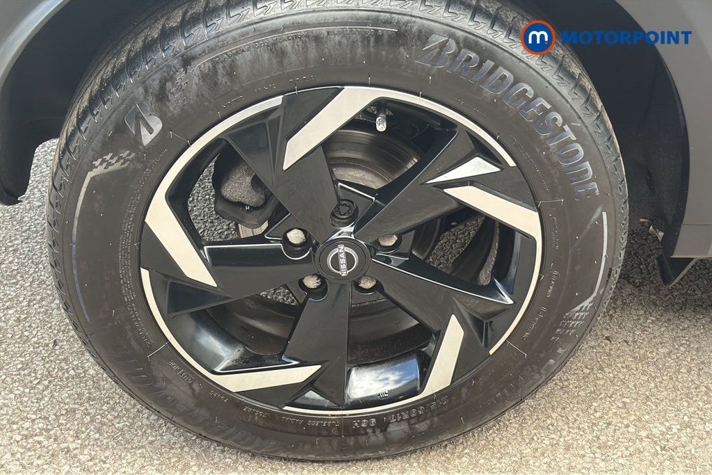 Nissan Juke N-Connecta Automatic Petrol SUV - Stock Number (1647924) - 46th supplementary image