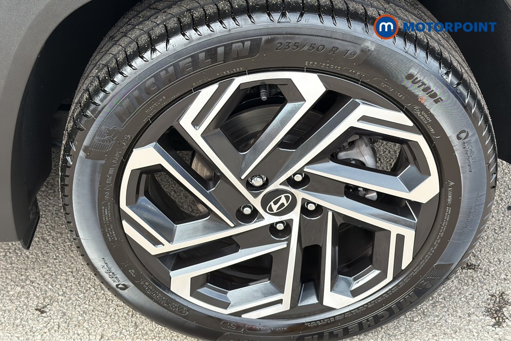 Hyundai Tucson Ultimate Automatic Petrol SUV - Stock Number (1647960) - 45th supplementary image