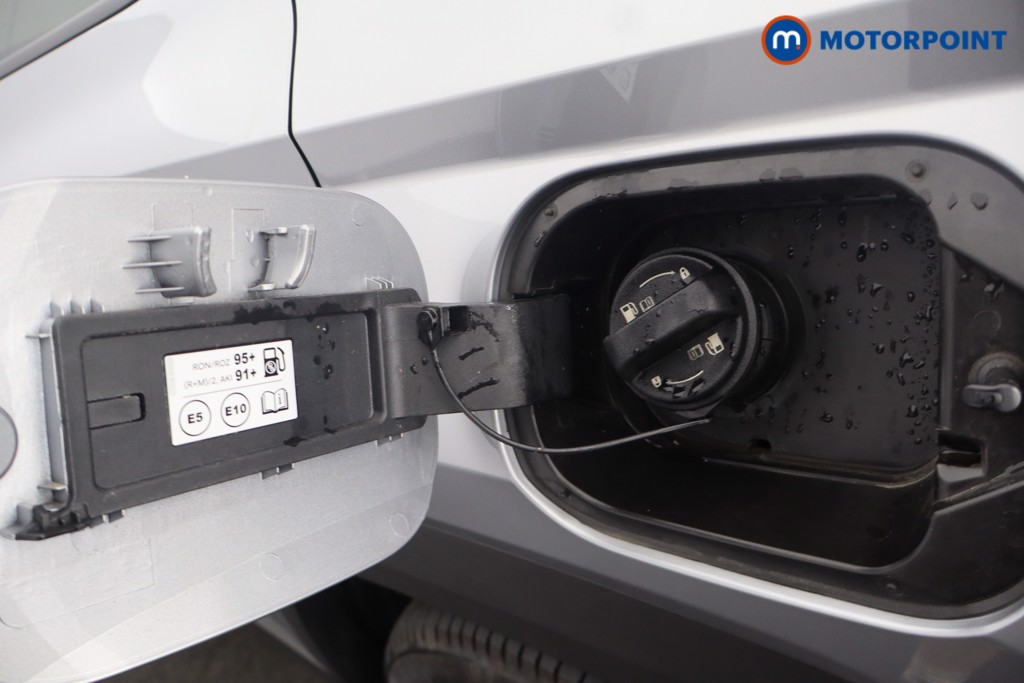 Hyundai Tucson Ultimate Automatic Petrol SUV - Stock Number (1647972) - 33rd supplementary image