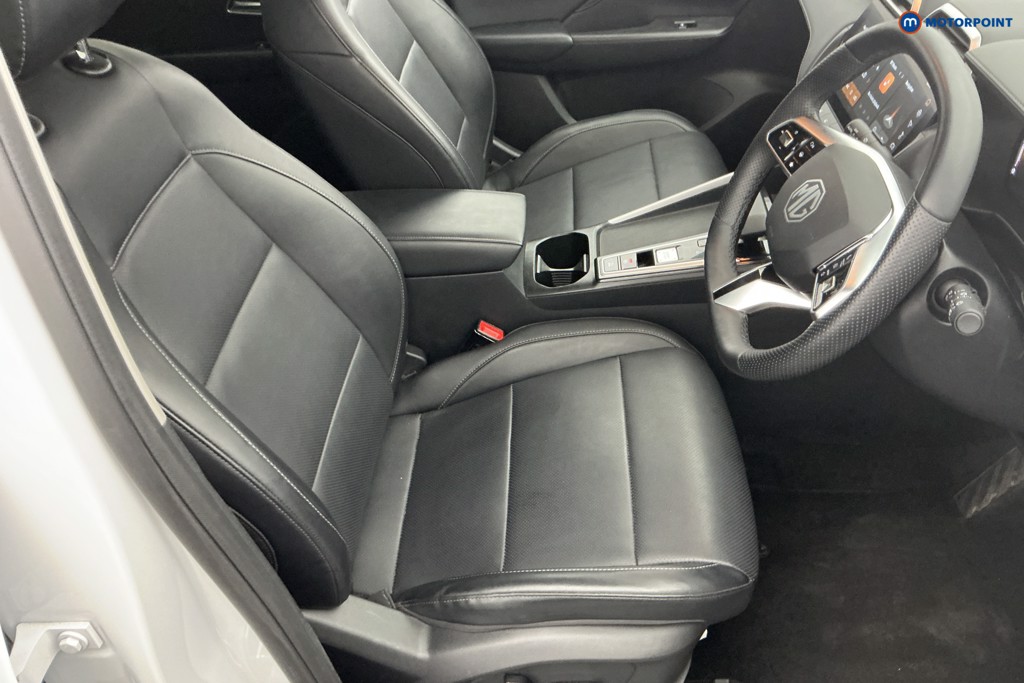 Mg Motor Uk ZS Trophy Automatic Petrol-Electric Hybrid SUV - Stock Number (1648017) - 5th supplementary image