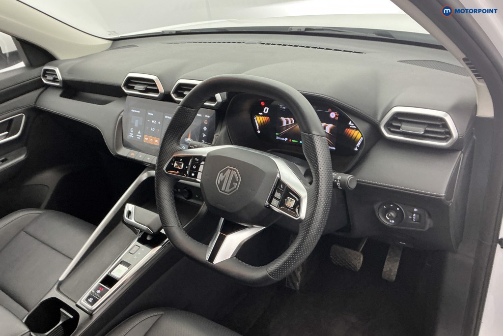 Mg Motor Uk ZS Trophy Automatic Petrol-Electric Hybrid SUV - Stock Number (1648017) - 8th supplementary image
