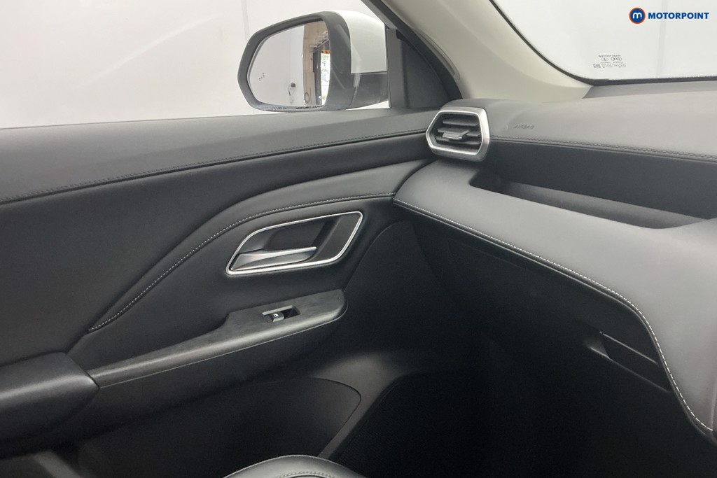 Mg Motor Uk ZS Trophy Automatic Petrol-Electric Hybrid SUV - Stock Number (1648017) - 19th supplementary image