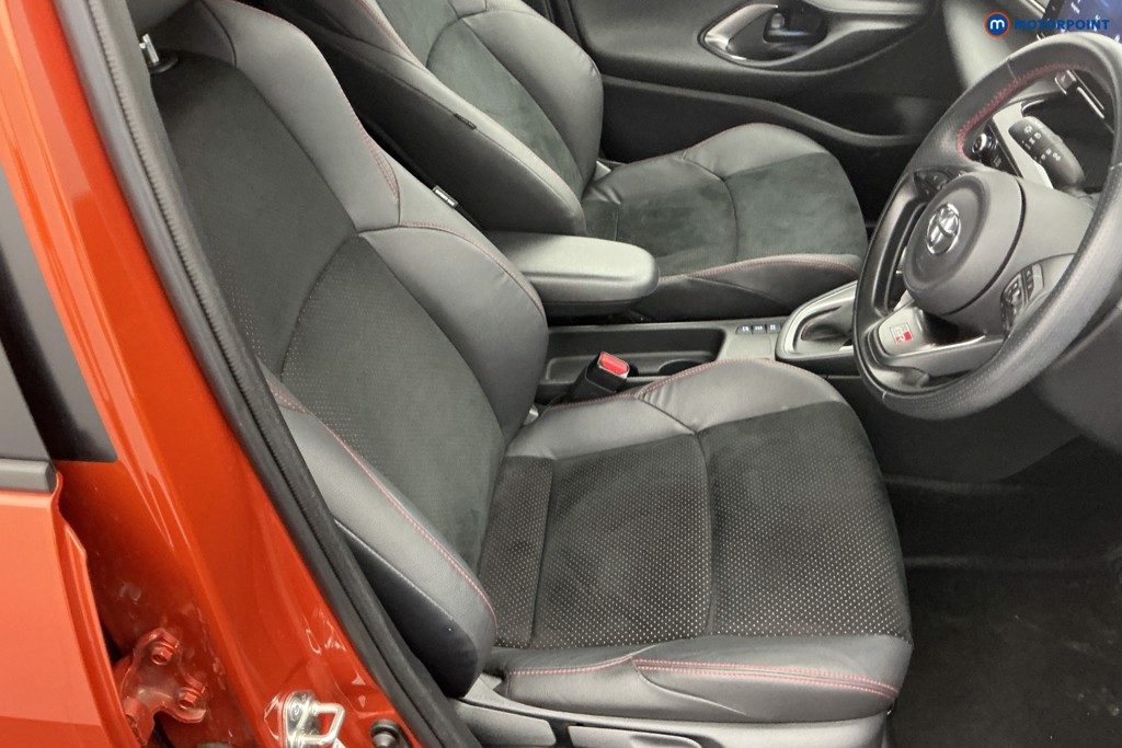 Toyota Yaris Cross Gr Sport Automatic Petrol-Electric Hybrid Estate - Stock Number (1648087) - 5th supplementary image