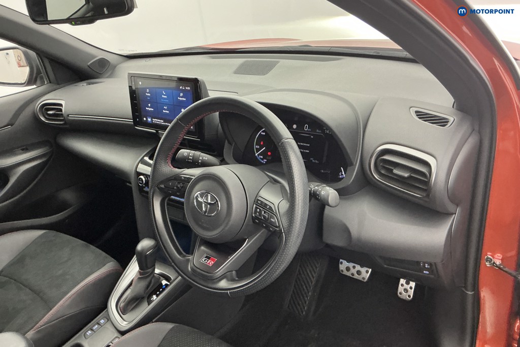 Toyota Yaris Cross Gr Sport Automatic Petrol-Electric Hybrid Estate - Stock Number (1648087) - 8th supplementary image