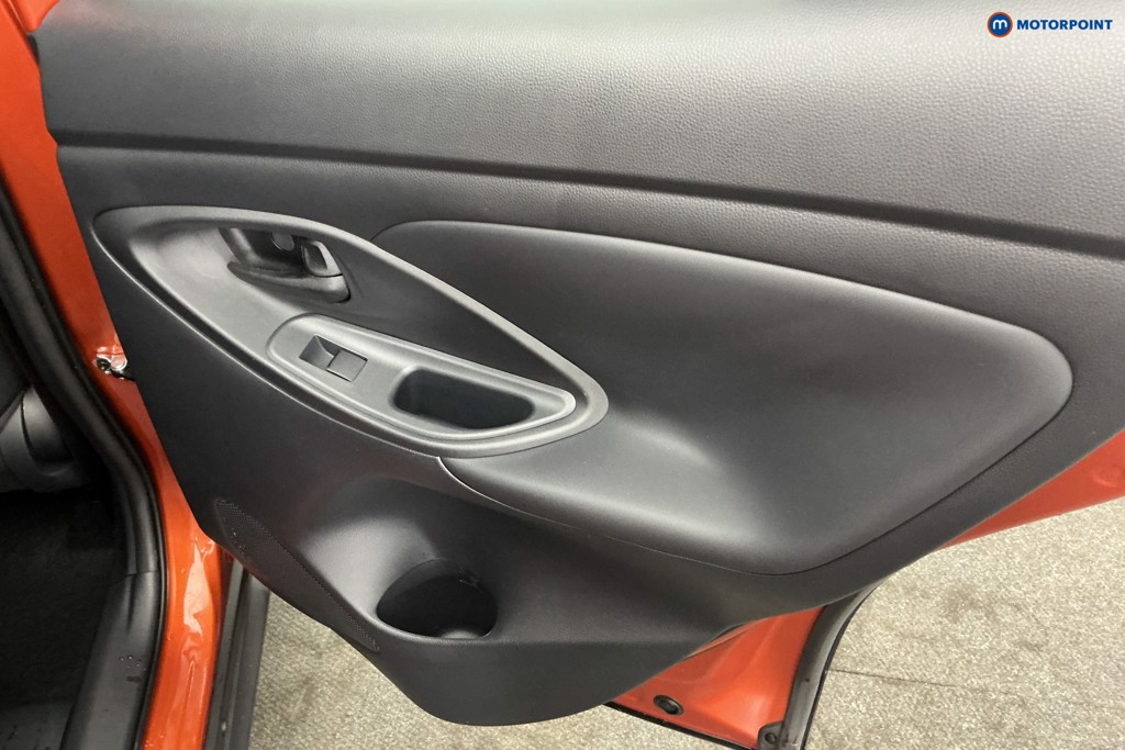 Toyota Yaris Cross Gr Sport Automatic Petrol-Electric Hybrid Estate - Stock Number (1648087) - 26th supplementary image