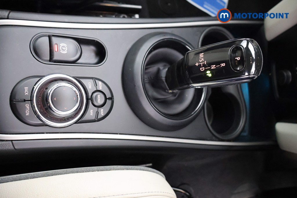 Mini Countryman Cooper Exclusive Automatic Petrol SUV - Stock Number (1648337) - 8th supplementary image