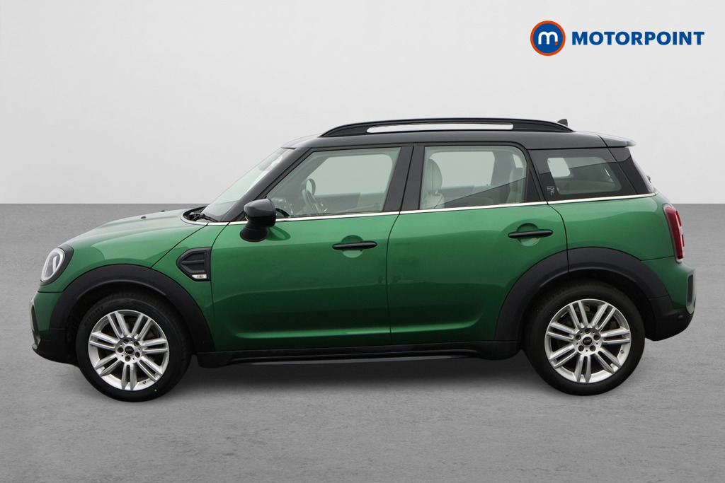 Mini Countryman Cooper Exclusive Automatic Petrol SUV - Stock Number (1648337) - Passenger side