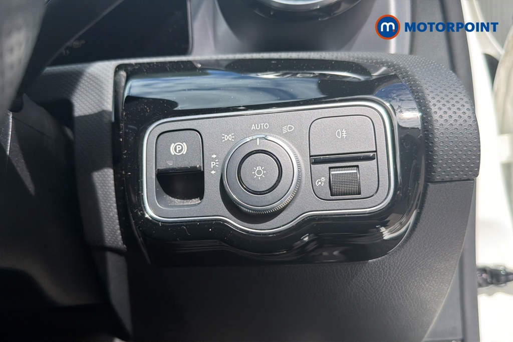 Mercedes-Benz A Class Amg Line Executive Edition Automatic Petrol Plug-In Hybrid Saloon - Stock Number (1648590) - 11th supplementary image