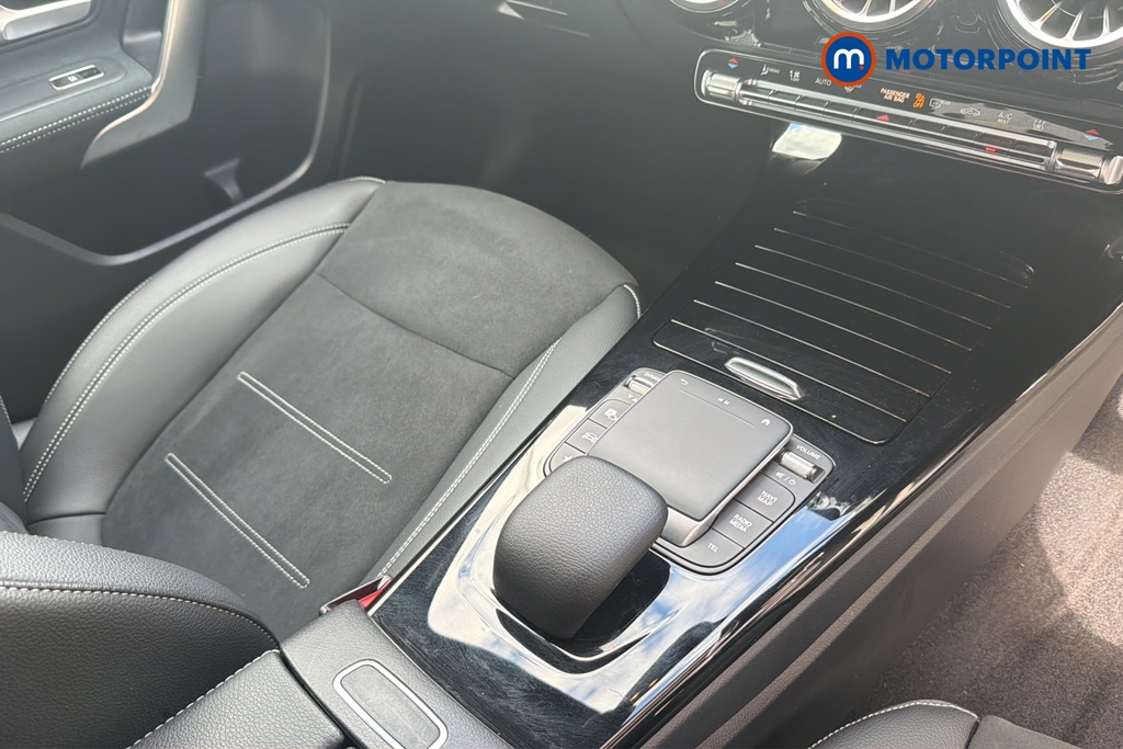 Mercedes-Benz A Class Amg Line Executive Edition Automatic Petrol Plug-In Hybrid Saloon - Stock Number (1648590) - 15th supplementary image