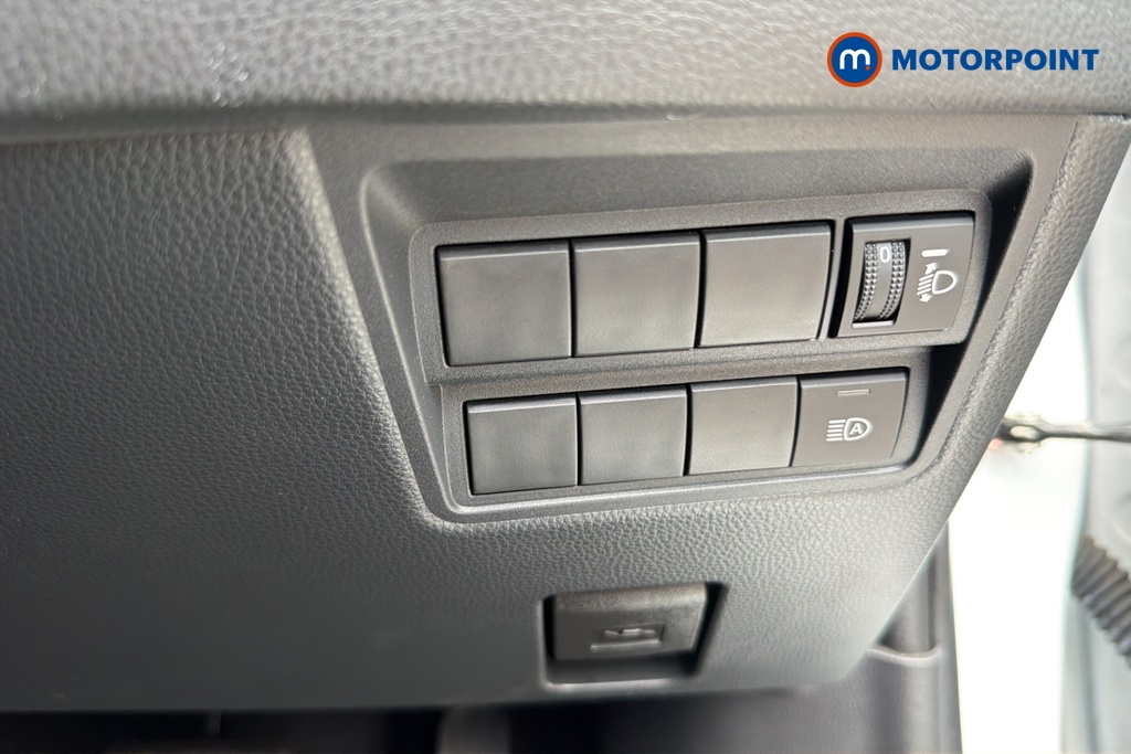 Toyota Yaris Icon Automatic Petrol-Electric Hybrid Hatchback - Stock Number (1648851) - 11th supplementary image