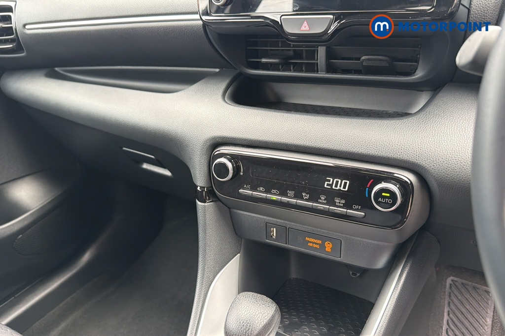 Toyota Yaris Icon Automatic Petrol-Electric Hybrid Hatchback - Stock Number (1648851) - 12th supplementary image