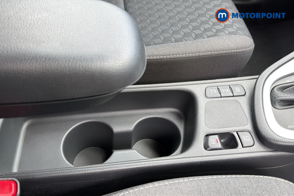 Toyota Yaris Icon Automatic Petrol-Electric Hybrid Hatchback - Stock Number (1648851) - 16th supplementary image