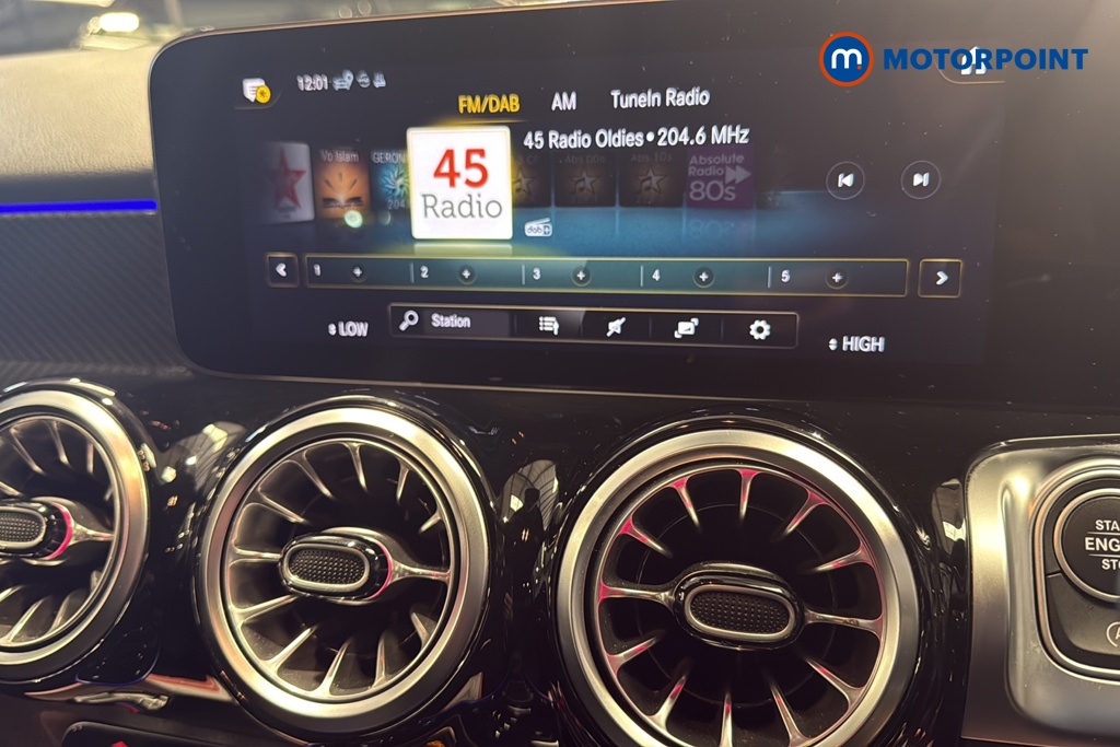 Mercedes-Benz GLB Amg Line Automatic Petrol SUV - Stock Number (1649600) - 8th supplementary image