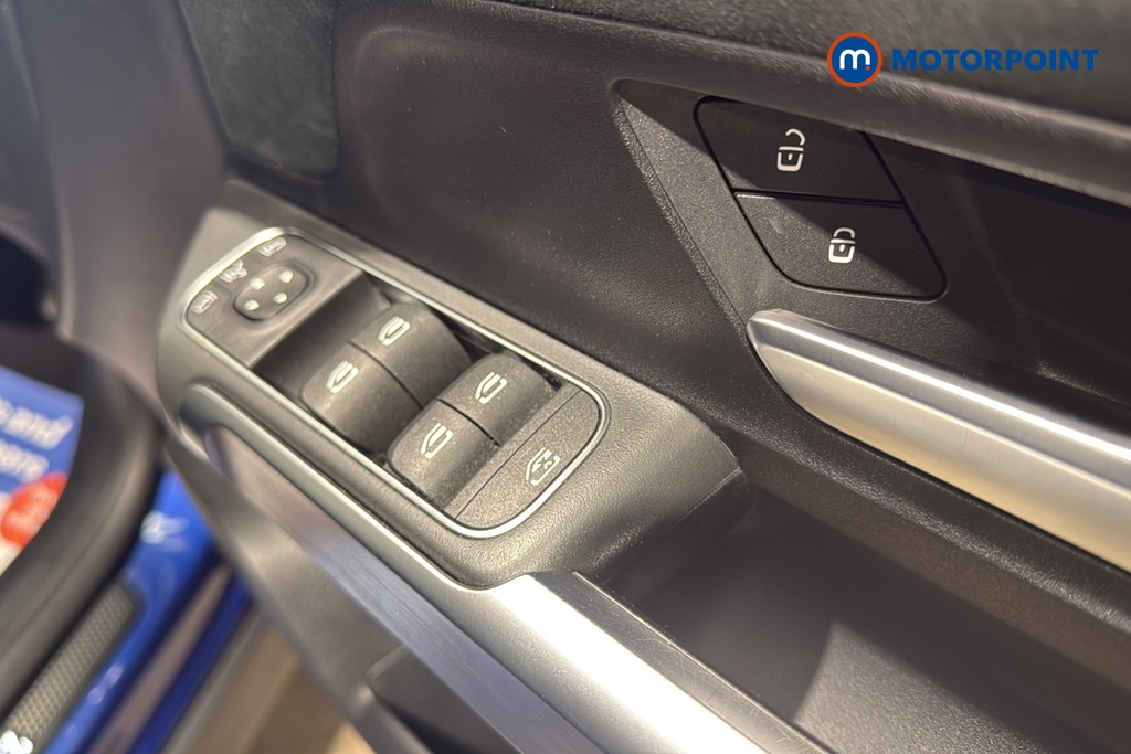 Mercedes-Benz GLB Amg Line Automatic Petrol SUV - Stock Number (1649600) - 19th supplementary image