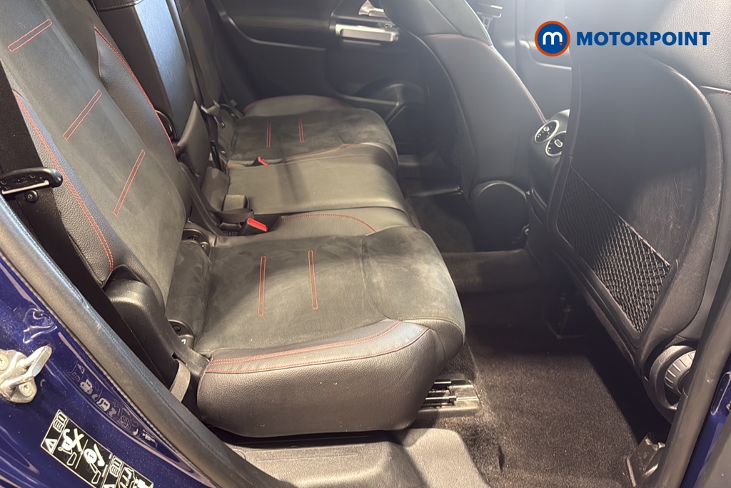 Mercedes-Benz GLB Amg Line Automatic Petrol SUV - Stock Number (1649600) - 25th supplementary image