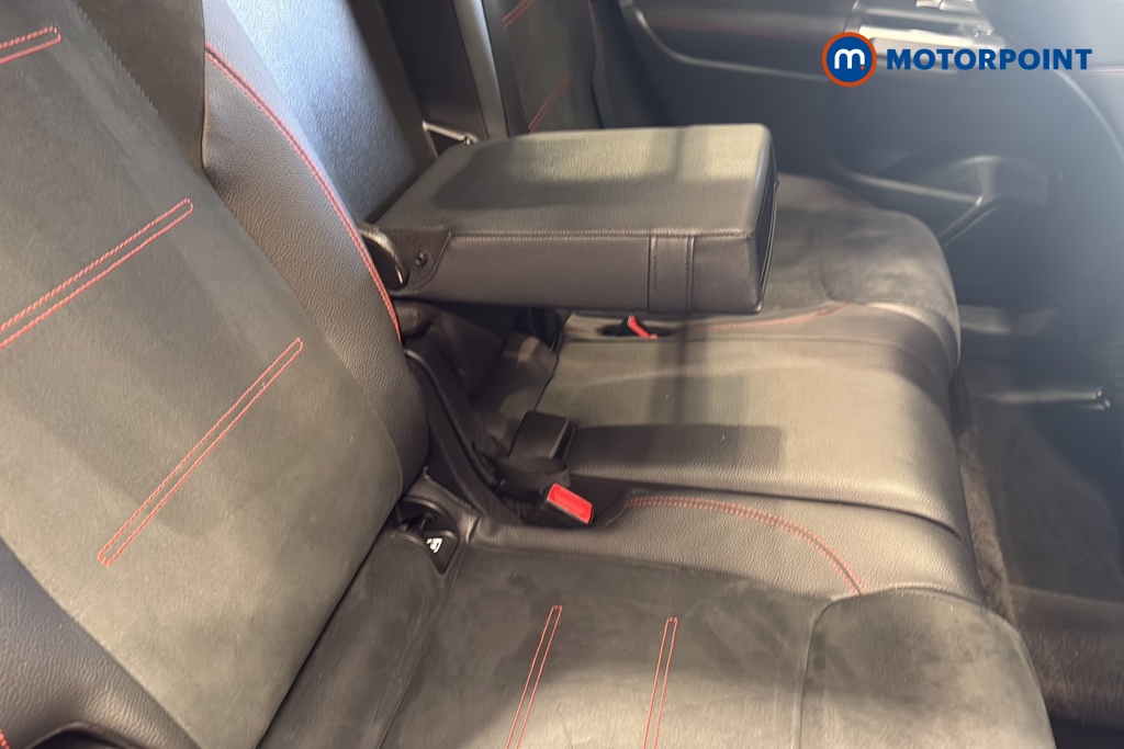 Mercedes-Benz GLB Amg Line Automatic Petrol SUV - Stock Number (1649600) - 26th supplementary image