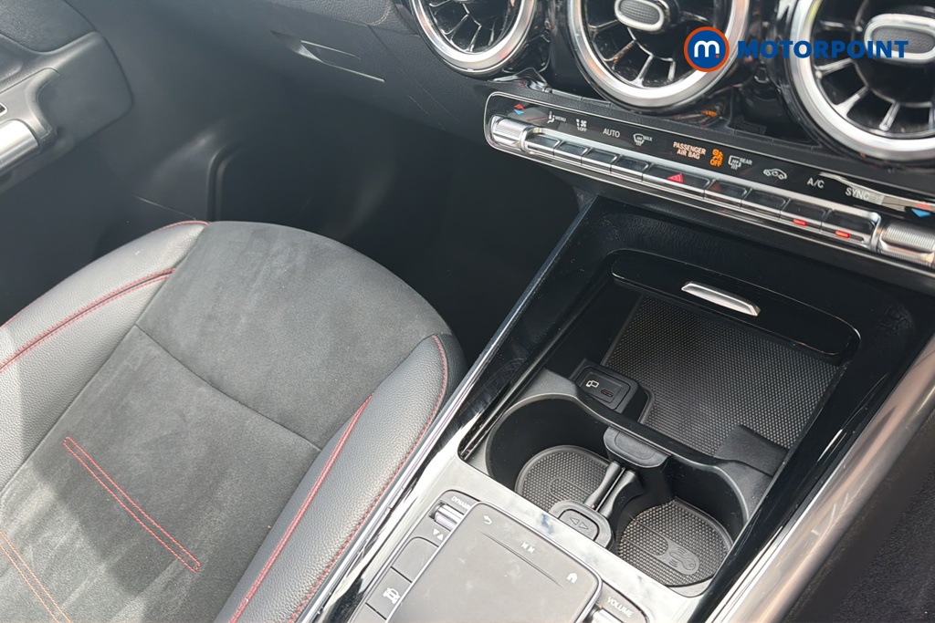 Mercedes-Benz GLA Amg Line Automatic Petrol SUV - Stock Number (1649815) - 16th supplementary image
