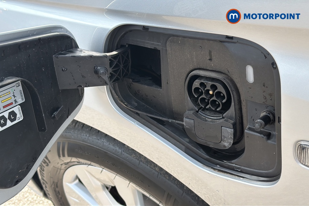 Ford Transit Connect Limited Automatic Petrol Plug-In Hybrid Panel Van - Stock Number (1649927) - 41st supplementary image